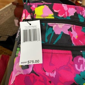 Vera Bradley Trio ZIP Hipster